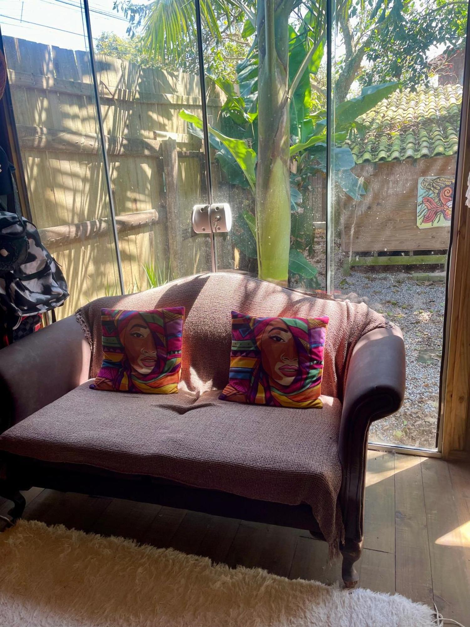 Pousada Guarda Beach House กวาร์ดาโดเอมบาอู ภายนอก รูปภาพ