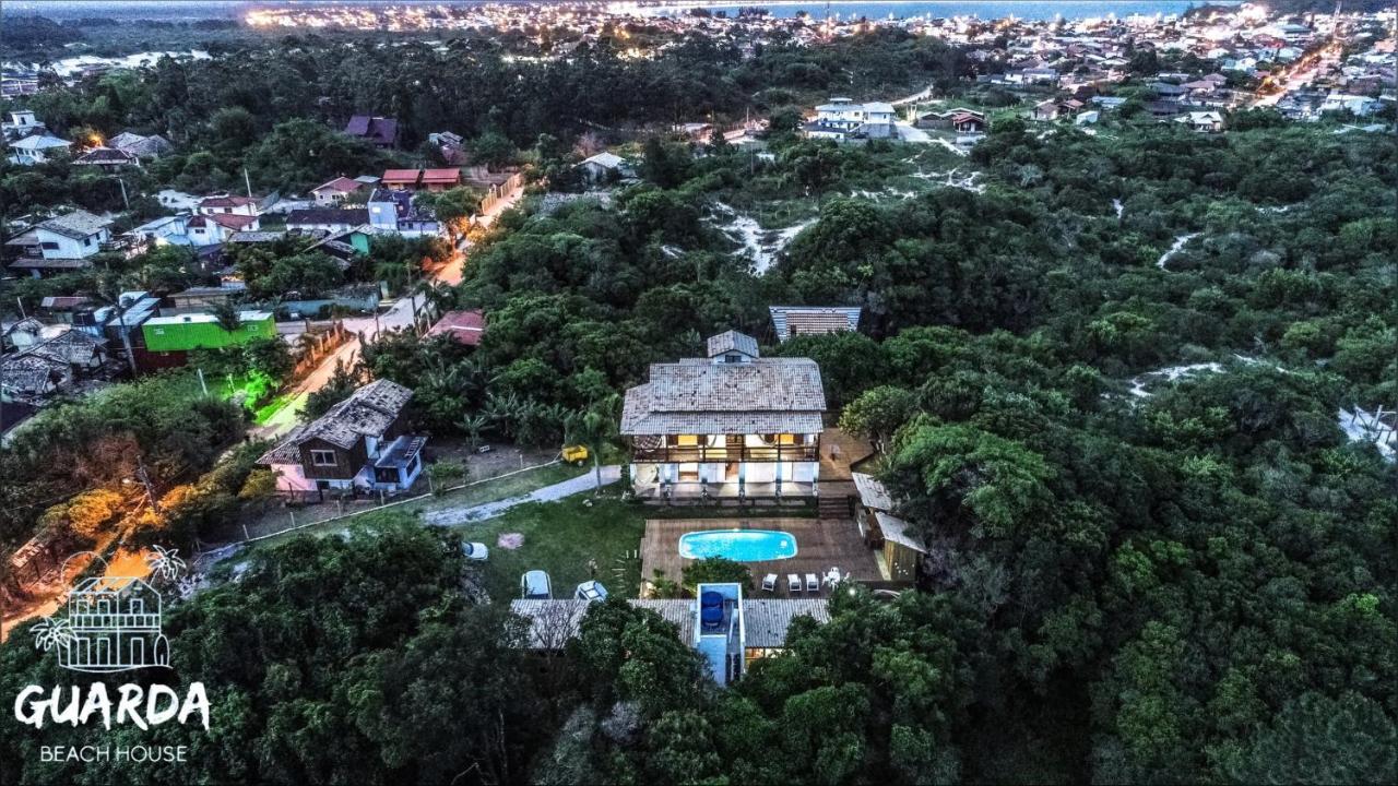 Pousada Guarda Beach House กวาร์ดาโดเอมบาอู ภายนอก รูปภาพ